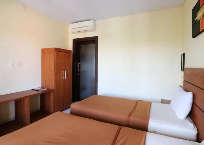 Kondra Premiere Guest House Kuta